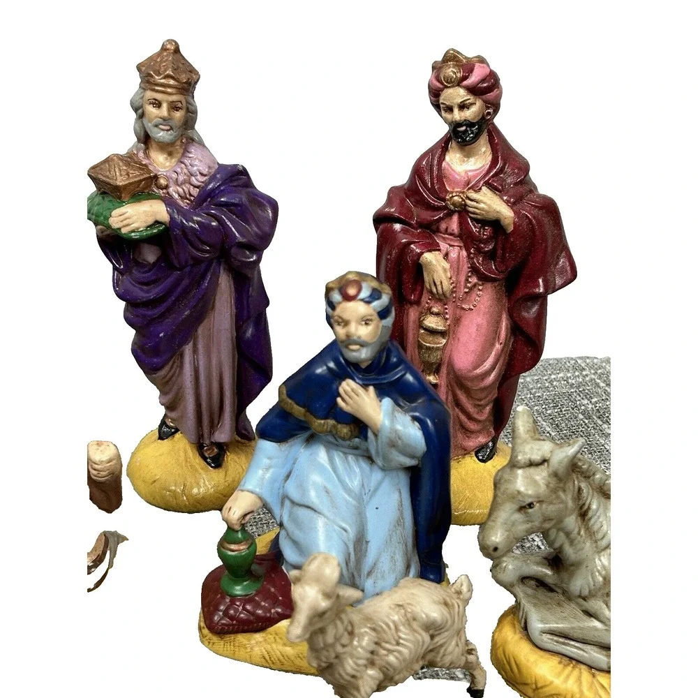 Vintage Nativity Set Atlantic Mold 13 Pc Hand Painted Ceramic Christmas Figurine